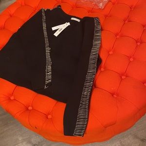 Alice and Olivia chain detail top